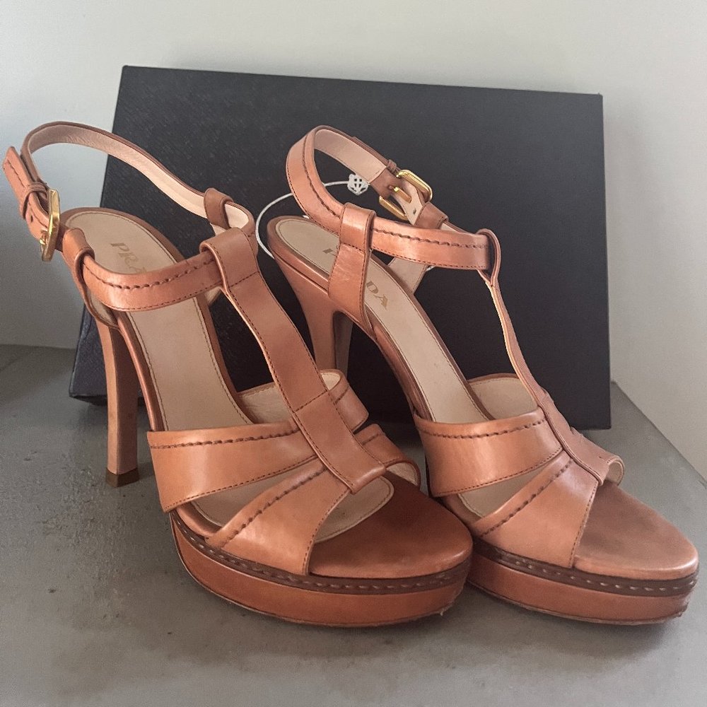 PRADA Tan Leather High Heels Platform Sandals 39 IT.  US 7.5